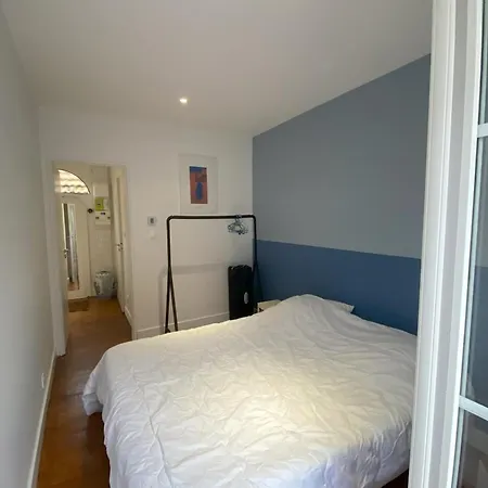 Spacious House With Greenery Terrace And Garden Casa vacanze *